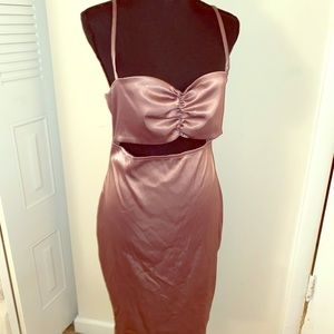 Rose gold Fashion nova dress..👸🏽